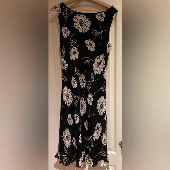 Jones New York Sleeveless Dress - Picture 7 of 7